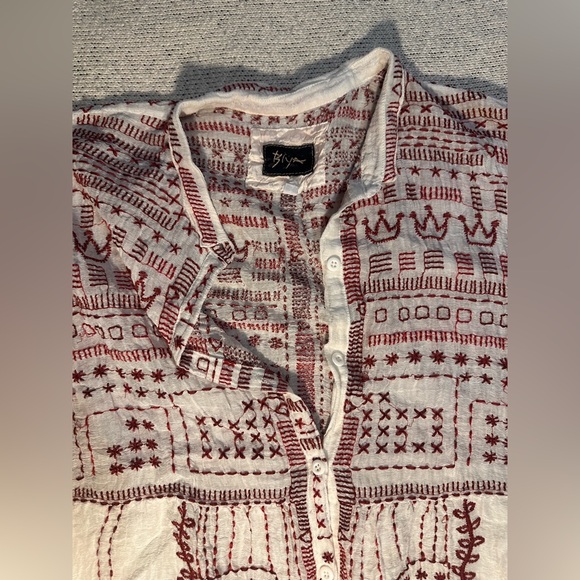 Johnny Was Ivory and Burgundy Embroidered Blouse - Picture 4 of 8